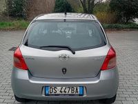 Usata Toyota Yaris 87 CV (63 kW) 2008 Grigio Utilitaria