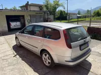 Usata Ford Focus Style 90 CV (66 kW) 2006 Grigio Station wagon