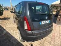 Usata Lancia Musa 95 CV (69 kW) 2011 Grigio Monovolume