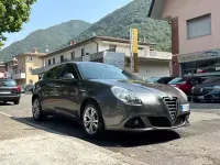 Usata Alfa Romeo Giulietta Exclusive 105 CV (77 kW) 2013 Grigio Utilitaria