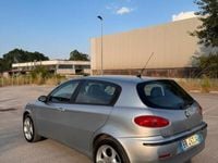 Usata Alfa Romeo 147 Distinctive 150 CV (110 kW) 2001 Utilitaria