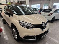 Usata Renault Captur 90 CV (66 kW) 2014 Beige SUV
