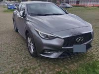 Usata Infiniti Q30 Business Executive 109 CV (80 kW) 2016 Grigio Berlina