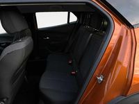 Usata Peugeot 2008 Active 110 CV (80 kW) 2021 Arancione SUV