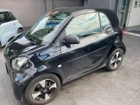Usata Smart ForTwo Electric Drive Pulse 41 kW (56 CV) 2022 Nero Berlina