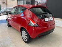 Usata Lancia Ypsilon Gold 69 CV (50 kW) 2022 Rosso Utilitaria