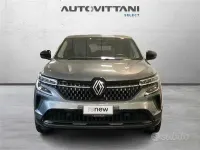 Usata Renault Austral Techno 131 CV (96 kW) 2023 Grigio scuro SUV