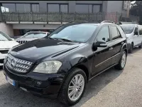 Usata Mercedes ML320 224 CV (164 kW) 2008 Nero SUV
