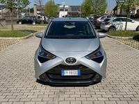 Usata Toyota Aygo Connect Style 72 CV (52 kW) 2020 Grigio Utilitaria