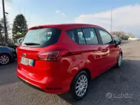 Usata Ford B-MAX Titanium 75 CV (55 kW) 2016 Rosso Monovolume