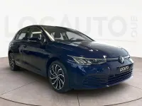 Usata VW Golf VIII Life 110 CV (80 kW) 2024 Blu Berlina