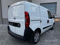 Usata Fiat Doblò S 95 CV (69 kW) 2019 Bianco Monovolume