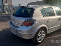 Usata Opel Astra 115 CV (84 kW) 2009 Grigio Berlina