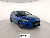 Usata Ford Focus ST-Line 125 CV (91 kW) 2021 Blu metallizzato Berlina