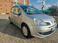 Usata Renault Modus 75 CV (55 kW) 2011 Grigio Monovolume