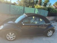 Usata VW Beetle Cabriolet 2004 Blu Cabrio