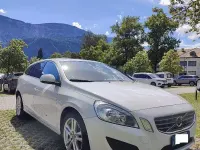 Usata Volvo V60 Momentum 181 CV (133 kW) 2013 Bianco Station wagon