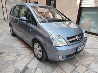 Usata Opel Meriva Cosmo 101 CV (74 kW) 2004 Grigio Monovolume