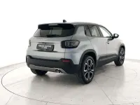Usata Jeep Avenger Summit 101 CV (74 kW) 2025 Argento SUV