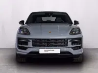 Usata Porsche Cayenne 354 CV (260 kW) 2026 Grigio artico SUV