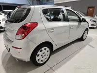 Usata Hyundai i20 84 CV (61 kW) 2013 Grigio Utilitaria