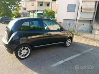 Usata Lancia Ypsilon 95 CV (69 kW) 2012 Nero Utilitaria