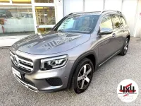 Usata Mercedes GLB200 150 CV (110 kW) 2020 Grigio SUV