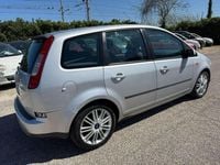 Begagnad Ford C-MAX Ghia 90 HK (66 kW) 2006 Silver Minibuss