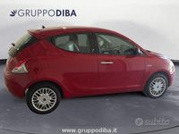 Usata Lancia Ypsilon Silver 69 CV (50 kW) 2017 Rosso Utilitaria