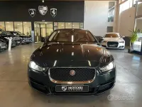 Usata Jaguar XF Prestige 179 CV (131 kW) 2016 Verde Berlina