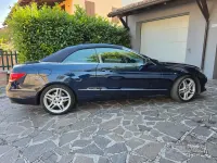 Usata Mercedes E220 170 CV (125 kW) 2015 Bluazzurro Cabrio