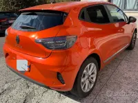 Usata Renault Clio 101 CV (74 kW) 2025 Utilitaria