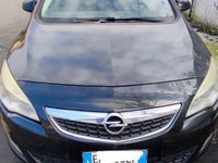 Usata Opel Astra Cosmo 110 CV (80 kW) 2011 Nero Station wagon
