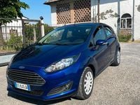 Usata Ford Fiesta 75 CV (55 kW) 2016 Blu Utilitaria