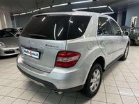 Usata Mercedes ML350 Chrome 272 CV (200 kW) 2008 Argento SUV