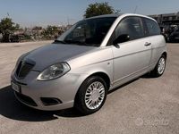 Usata Lancia Ypsilon 75 CV (55 kW) 2008 Grigio Utilitaria