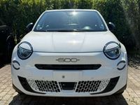 Usata Fiat 600 100 CV (73 kW) 2024 Beige