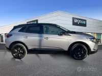 Usata Opel Grandland X GS Line 131 CV (96 kW) 2022 Grigio SUV