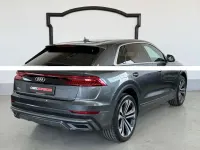 Usata Audi Q8 S-Line 286 CV (210 kW) 2022 Grigio daytona SUV