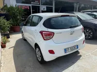 Usata Hyundai i10 Edition 67 CV (49 kW) 2016 Bianco Utilitaria