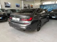 Begagnad BMW 318 M Sport 150 HK (110 kW) 2022 Grå Sedan