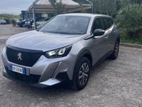 Usata Peugeot 2008 Active 101 CV (74 kW) 2023 Argento SUV