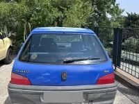 Usata Peugeot 106 50 CV (36 kW) 1998 Bluazzurro Utilitaria