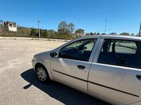 Usata Fiat Punto Active 60 CV (44 kW) 2002 Grigio Utilitaria