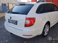 Usata Skoda Superb 140 CV (102 kW) 2013 Bianco Station wagon