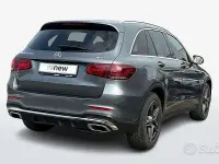 Usata Mercedes GLC220 Premium 194 CV (142 kW) 2020 Grigio scuro SUV