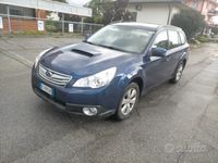 usata Subaru Outback 2013