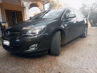 Occasion Opel Astra 165 ch (121 kW) 2011 Gris Berline