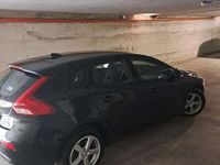 Usata Volvo V40 Momentum 120 CV (88 kW) 2018 Berlina