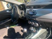 Usata Alfa Romeo Giulietta 2012 Bianco Utilitaria